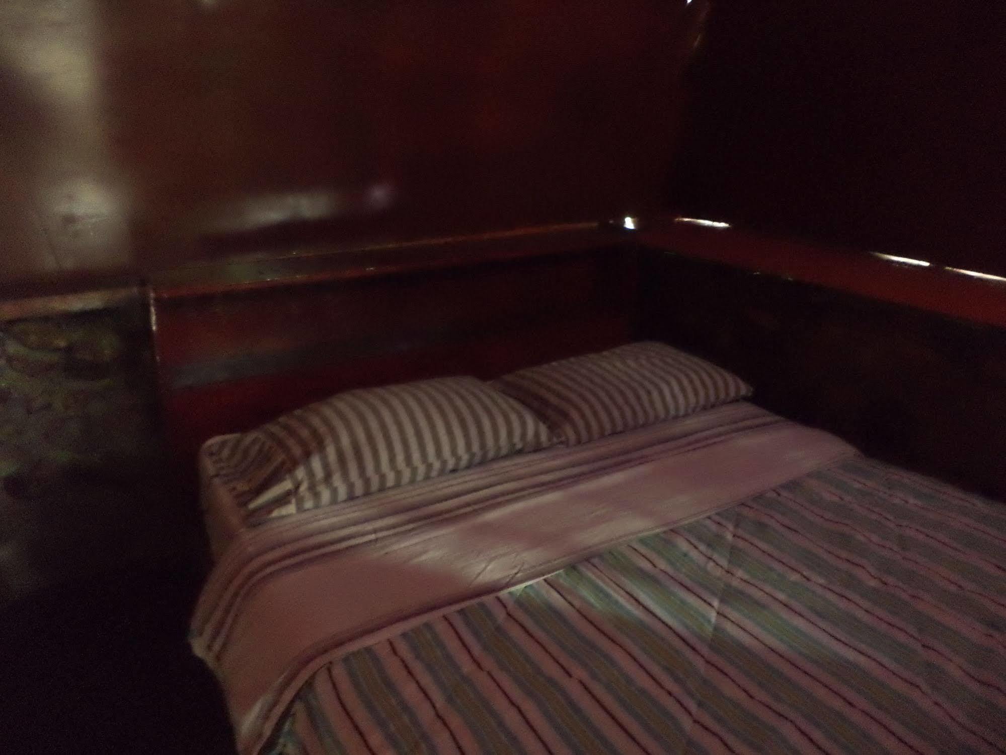 Fireside Inn And Grill ボケテ エクステリア 写真